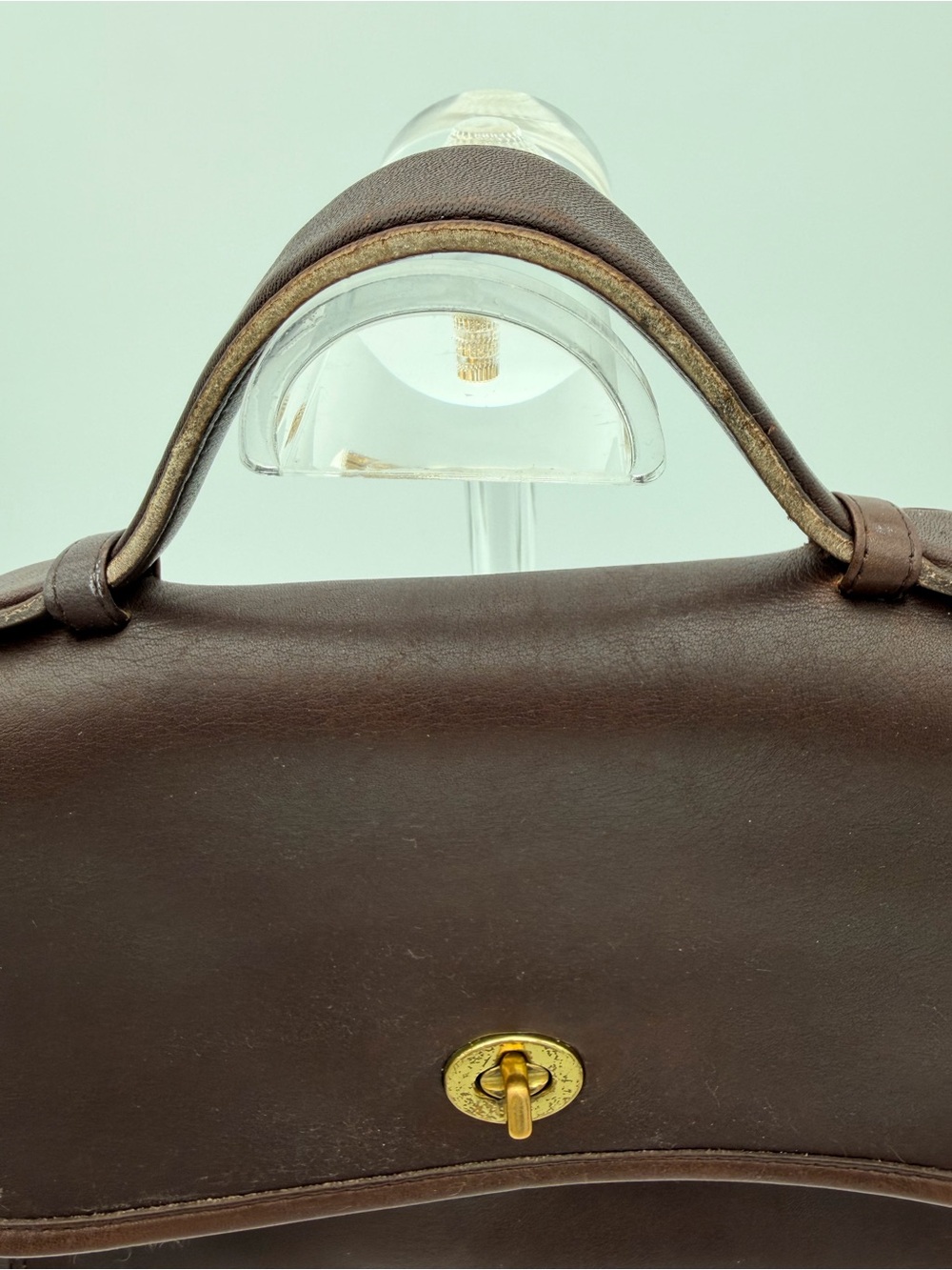 Coach Vintage Court with Brass Hardware L40-9870 Brown Leather Soft - Picture 4 of 14